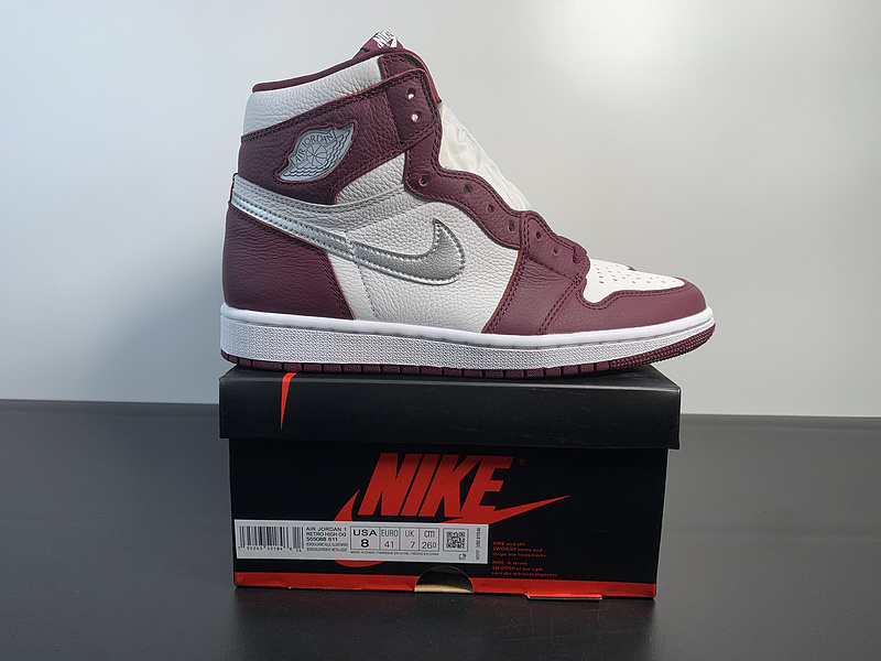 Air Jordan 1 Retro “Bordeaux”555088-611
