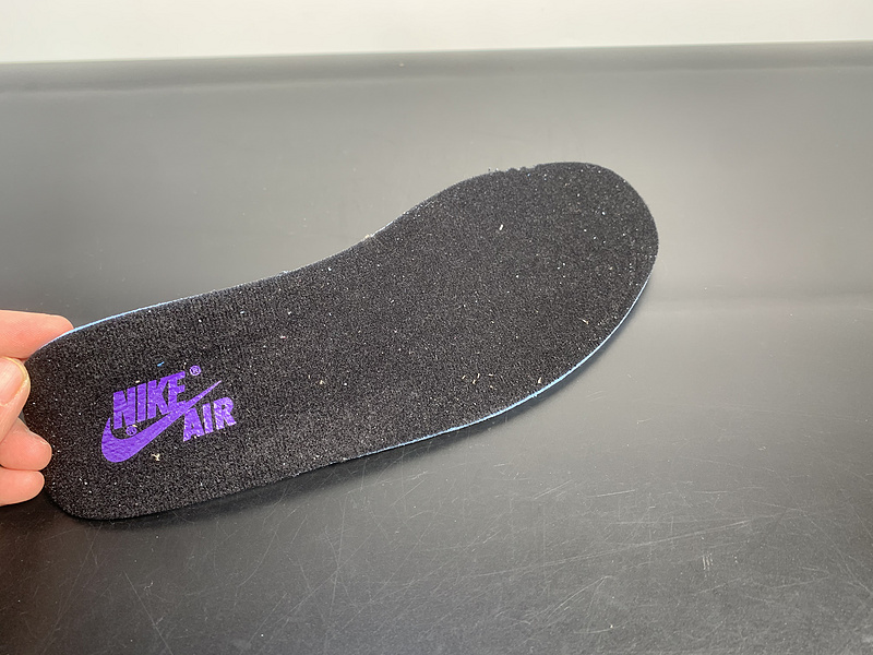 Air Jordan 1 “Obsidian”555088-706