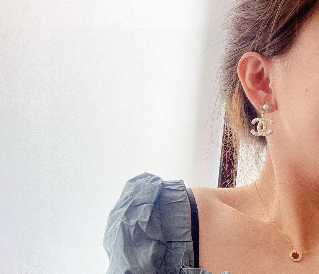Chan*l Earring