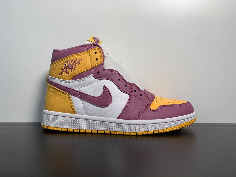 Air Jordan 1 “Obsidian”555088-706