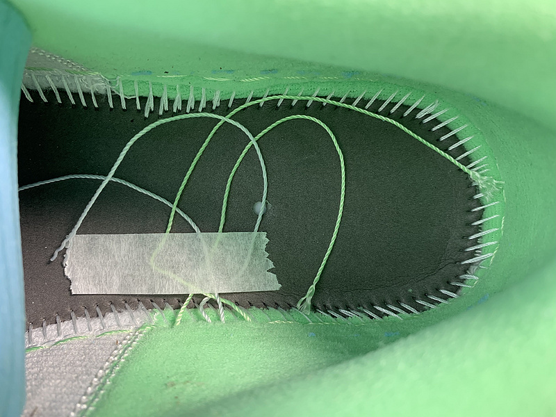 Air Jordan 1 Low “Hare”553558-021