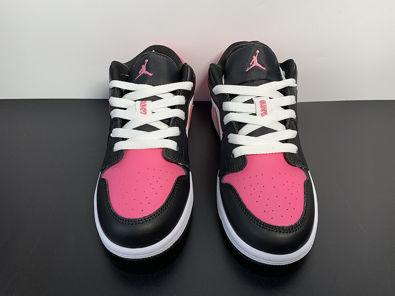 Nike Air Jordan 1 Low 554723-106