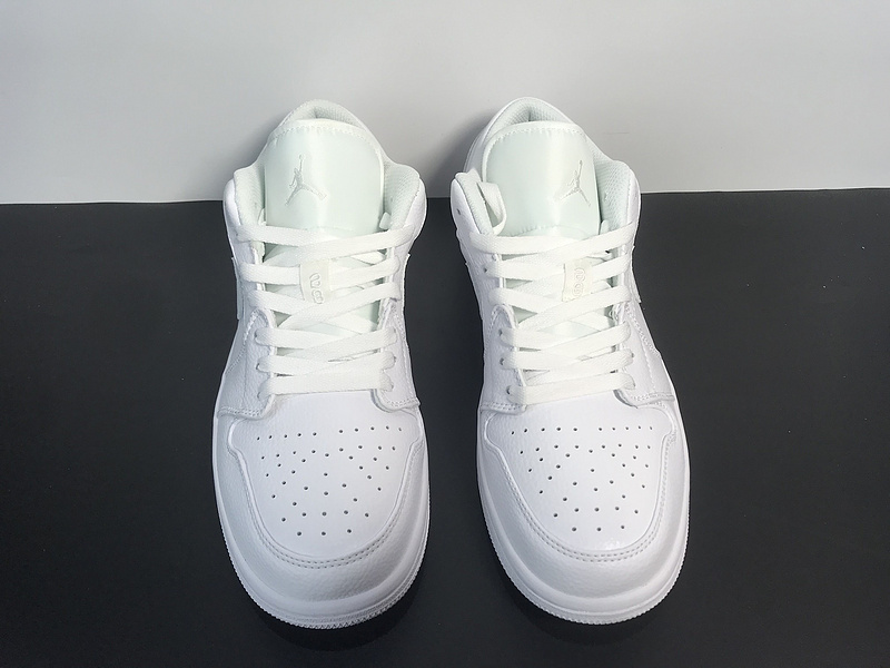 Nike Air Jordan 1 Low 553558-111