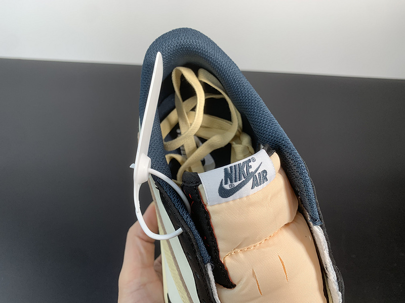 Travis Scott x Air Jordan 1 Low AJ1 DM7866-400