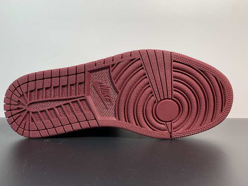 Air Jordan 1 Low “Noble Red 553558-604