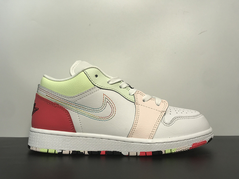 NIKE Air Jordan 1 Low