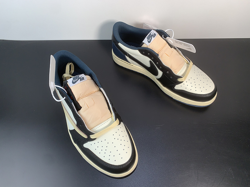 Travis Scott x Air Jordan 1 Low AJ1 DM7866-400