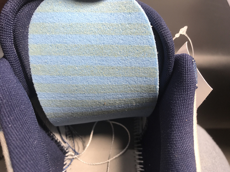 Air Jordan 1 Low CZ8455-100