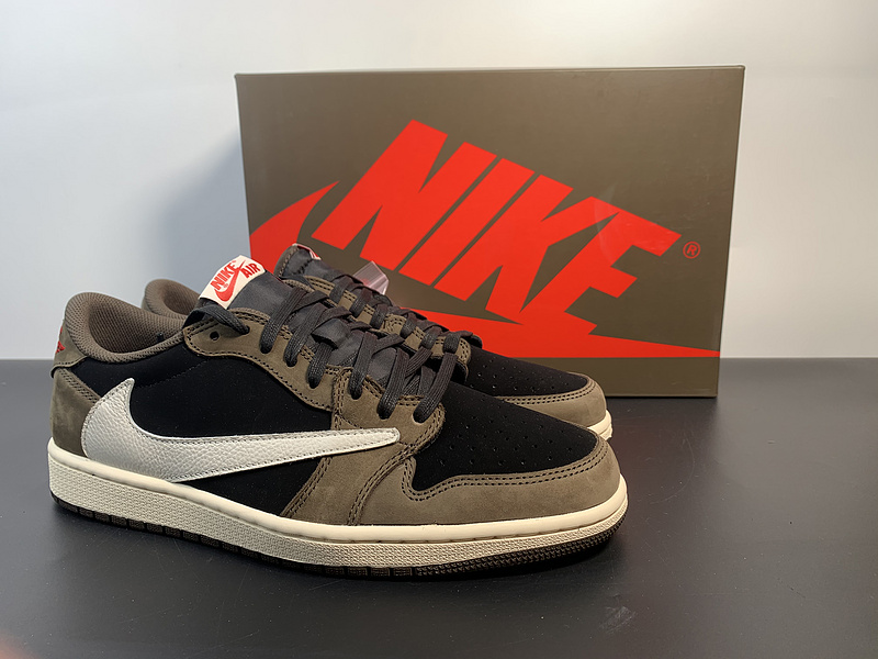 Nike Air Jordan 1 Low x Travis Scott CQ4277-001