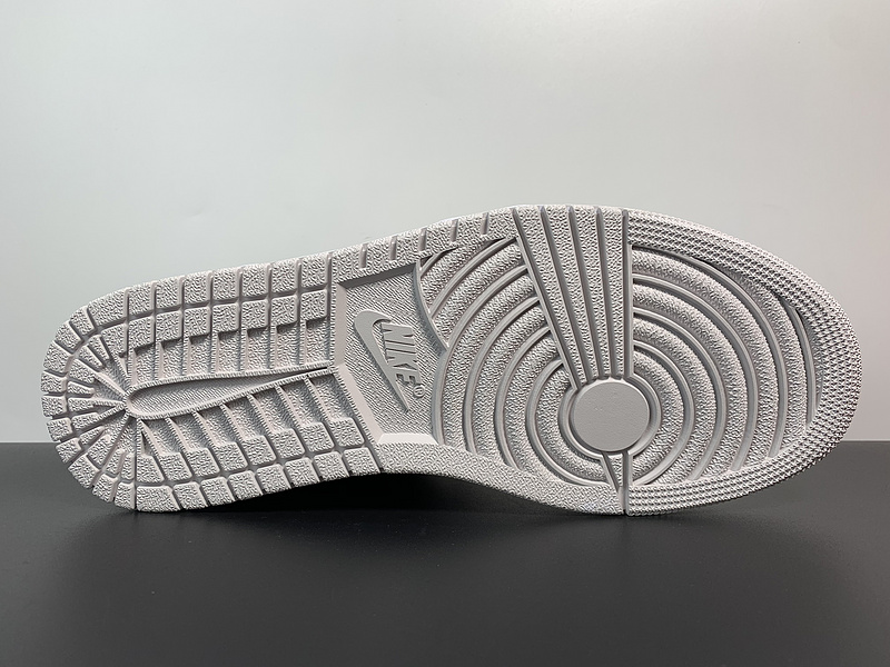 Air Jordan 1 Low DC9036-100