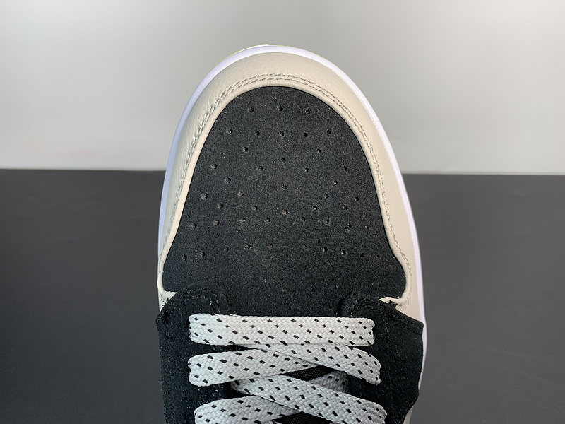 Air Jordan 1 Low 'Venom Green' 553558-009