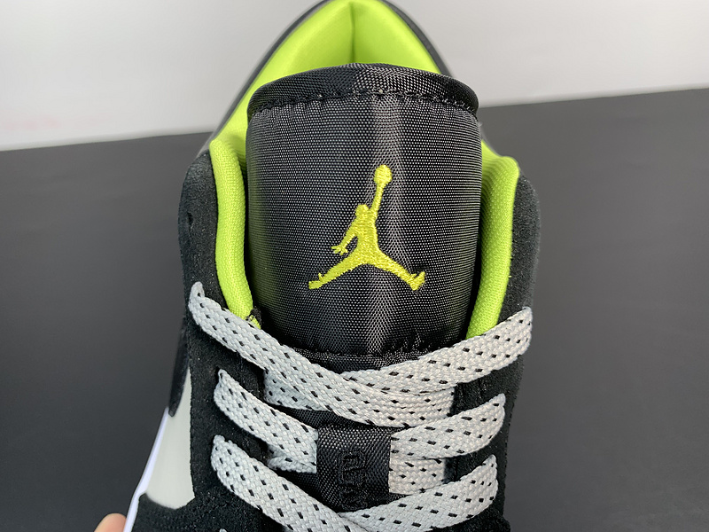 Air Jordan 1 Low 'Venom Green' 553558-009