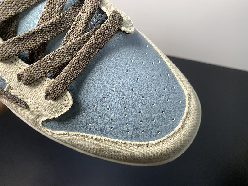 Travis Scott x PlayStation x Nike Dunk Low CU1726-800