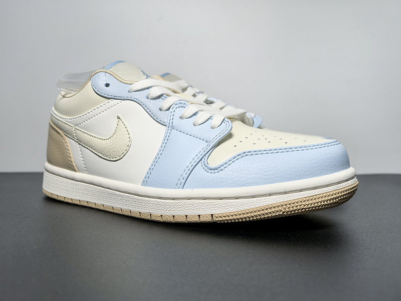 Air Jordan 1 Low HQ4186-111