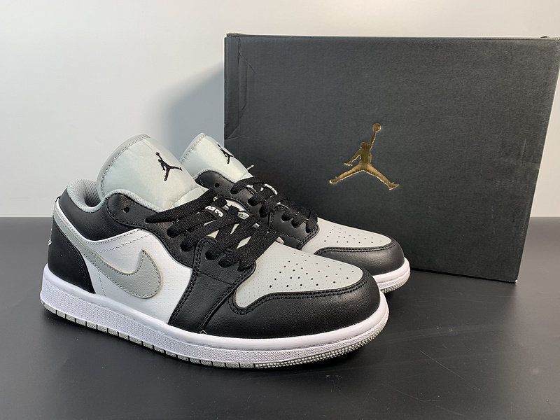 Air Jordan 1 Low “Light Smoke Grey”553558-039