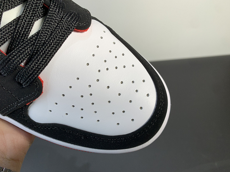 Air Jordan 1 Low DC0774-016