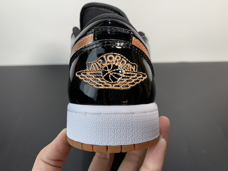 复制Air Jordan 1 Low 554723-032