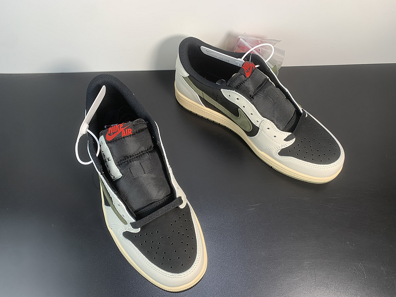 Travis Scott x AJ 1 Low OG “Olive”DZ4137-106