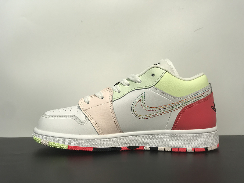 NIKE Air Jordan 1 Low