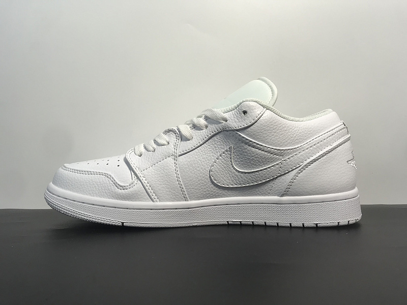 Nike Air Jordan 1 Low 553558-111