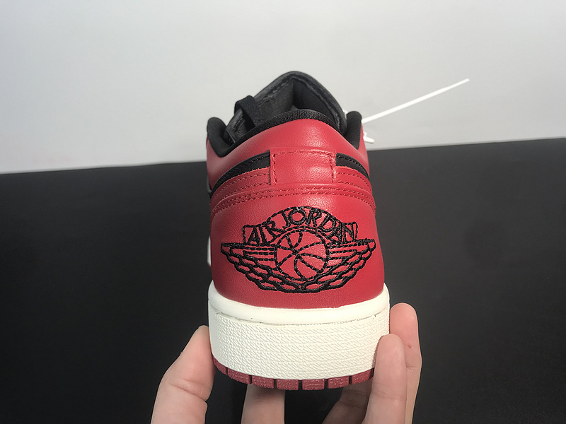 Air Jordan 1 Low Varsity Red CQ4422-600