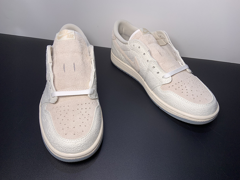 Chris Paul x Air Jordan 1 Low OG ”Give Them Flowers FZ0455-200