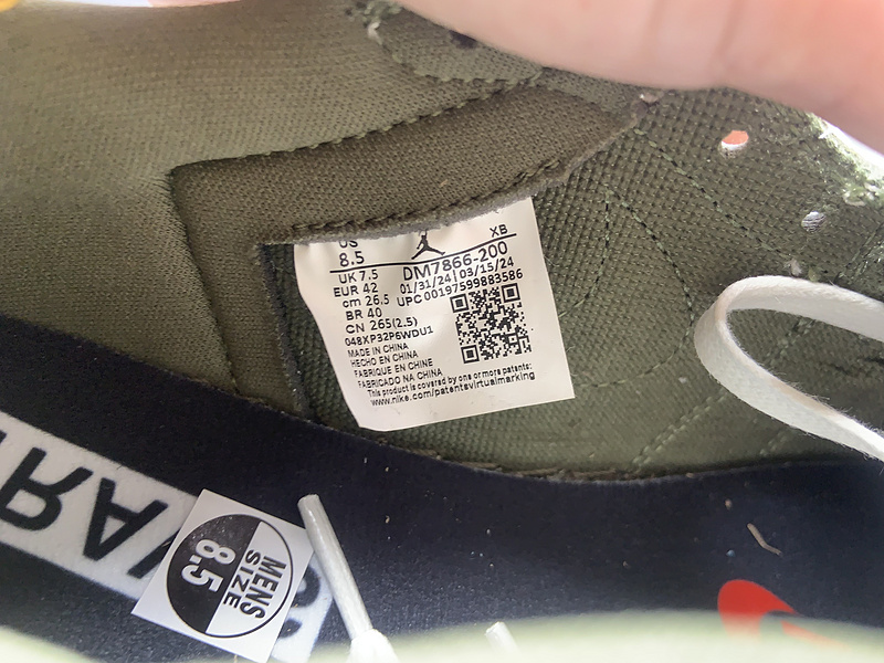 Travis x J1 Low Medium Olive - DM7866-200