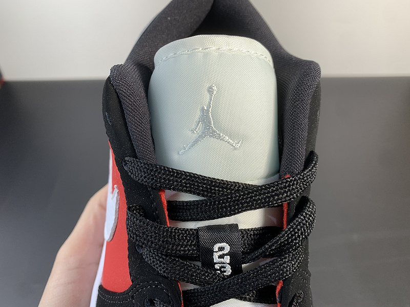 Air Jordan 1 Low DC0774-016