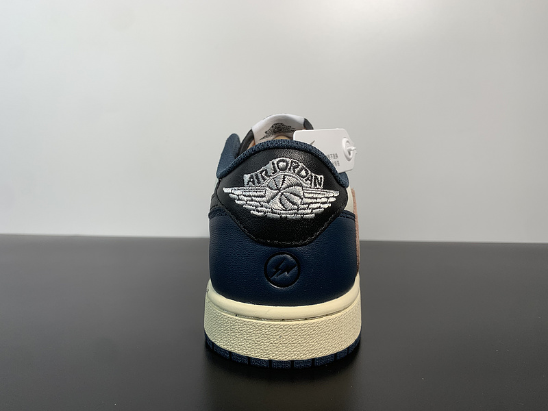 Travis Scott x Air Jordan 1 Low AJ1 DM7866-400