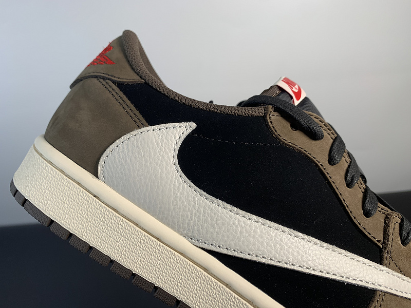 Nike Air Jordan 1 Low x Travis Scott CQ4277-001