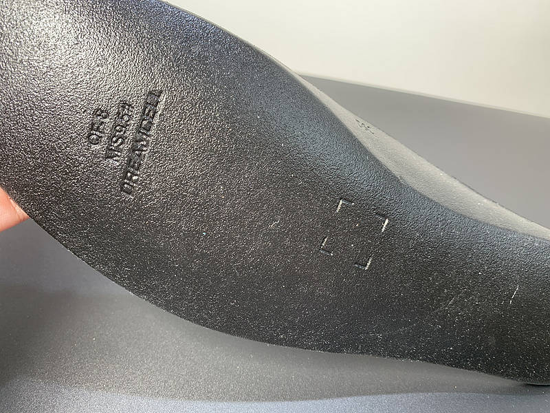 Air Jordan 1 Low OG UNC CZ0790-104