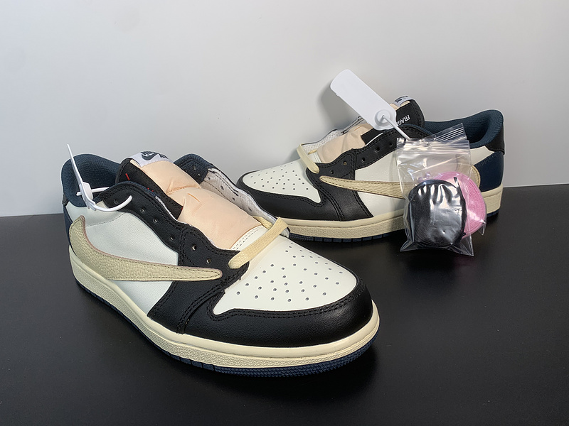 Travis Scott x Air Jordan 1 Low AJ1 DM7866-400