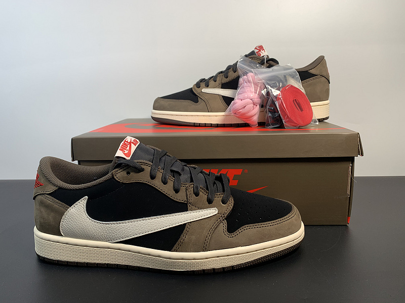 Nike Air Jordan 1 Low x Travis Scott CQ4277-001