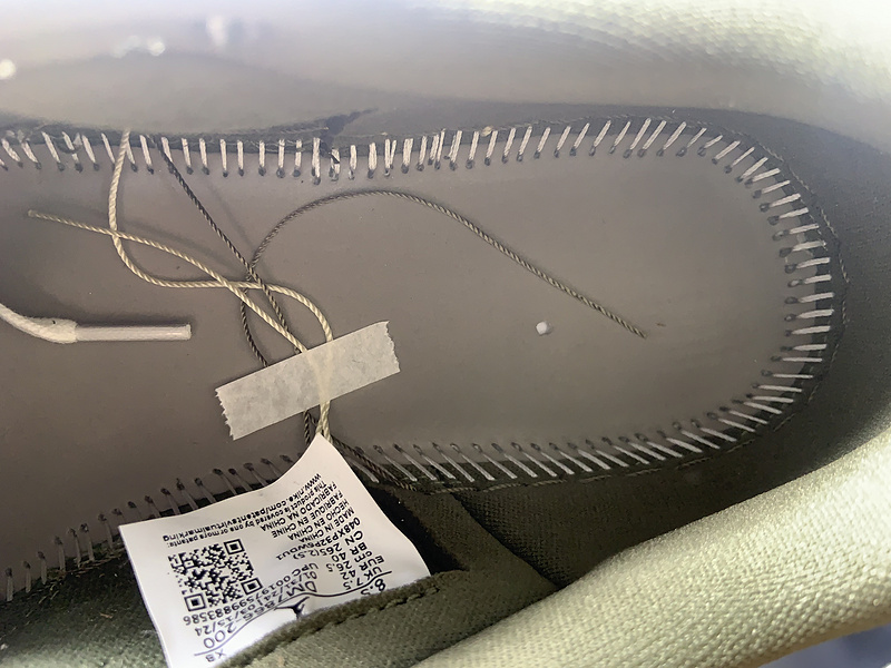 Travis x J1 Low Medium Olive - DM7866-200