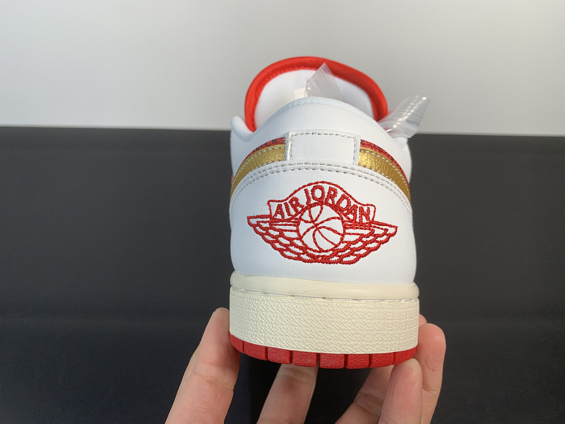 Air Jordan 1 Low SE DJ5186-100