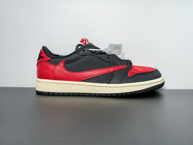 Travis Scott x Air Jordan 1 Low OG DM7866-061