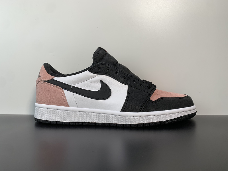 Air Jordan 1 Retro Low 