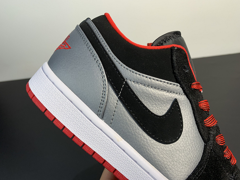 Air Jordan 1 Low AJ1 553558-002