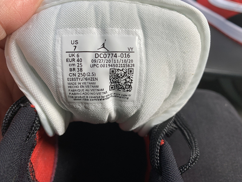 Air Jordan 1 Low DC0774-016