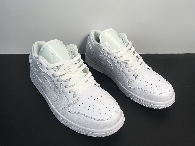 Nike Air Jordan 1 Low 553558-111