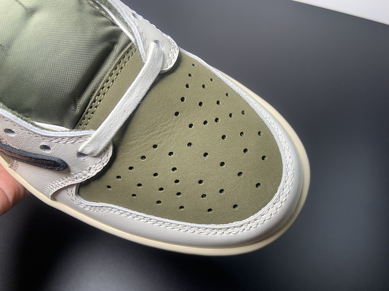 Travis x J1 Low Medium Olive - DM7866-200