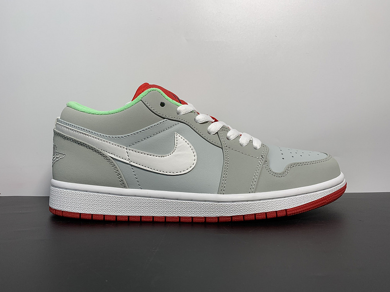Air Jordan 1 Low “Hare”553558-021