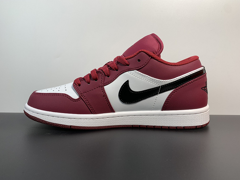 Air Jordan 1 Low “Noble Red 553558-604