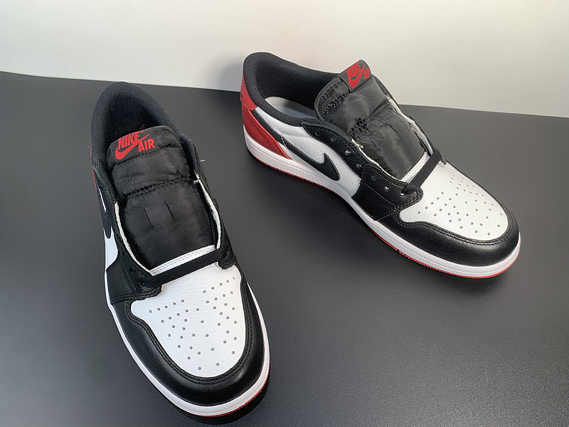 Air Jordan 1  Low OG “Black Toe”CZ0790-106