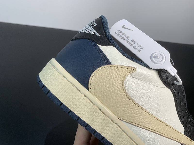 Travis Scott x Air Jordan 1 Low AJ1 DM7866-400