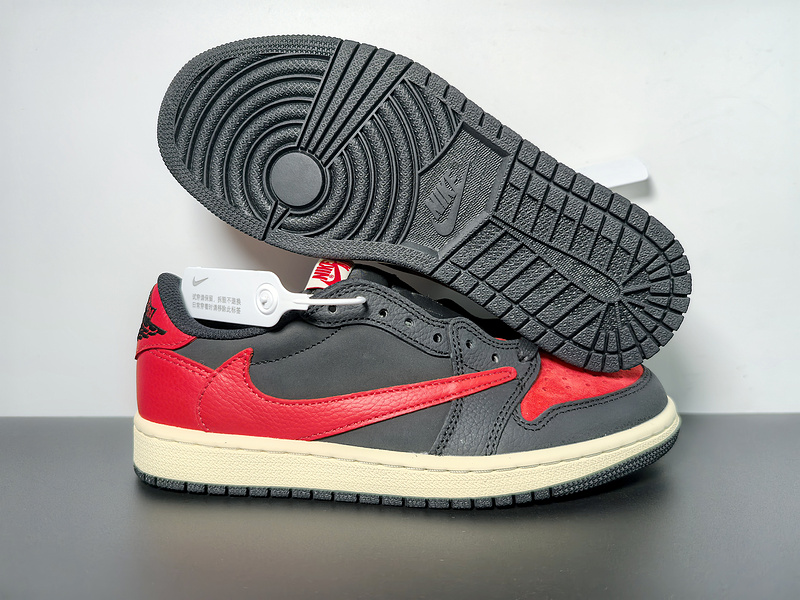 Travis Scott x Air Jordan 1 Low OG DM7866-061