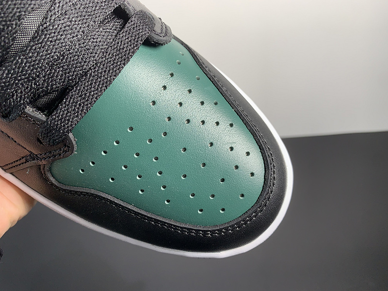 Air Jordan 1 Low Golf DD9315-107