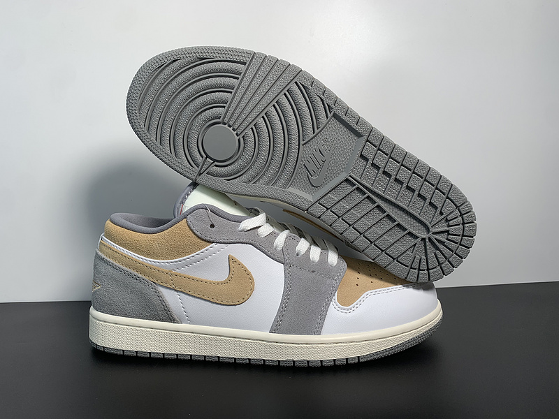 Air Jordan 1 Low DC0774-189