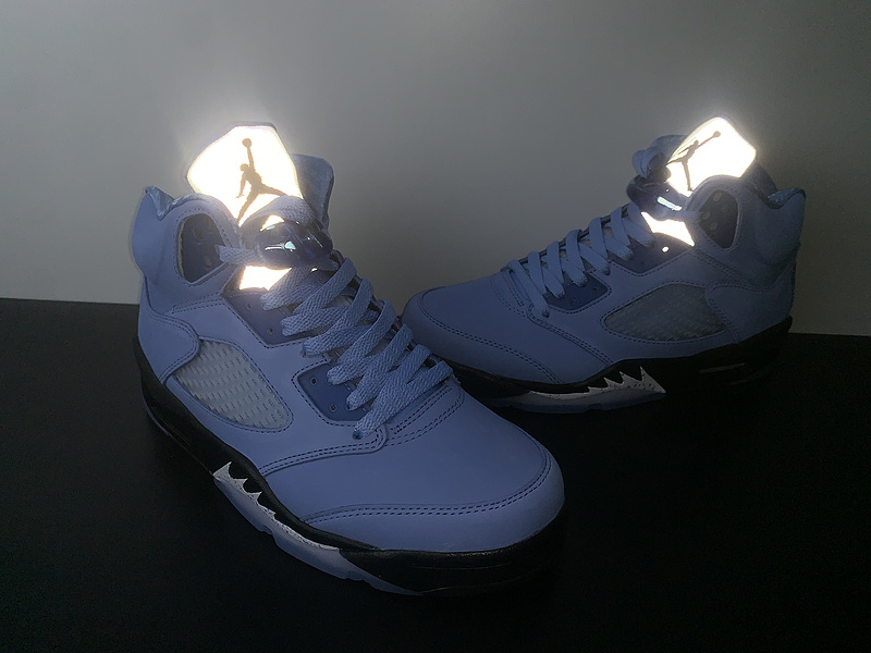 Air Jordan 5 “UNC