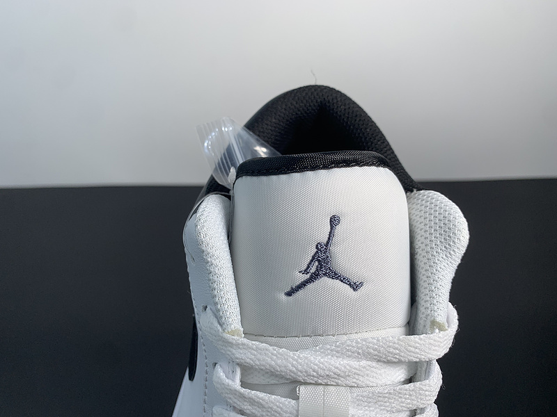 Air Jordan 1 Low White/Black-White 553558-132